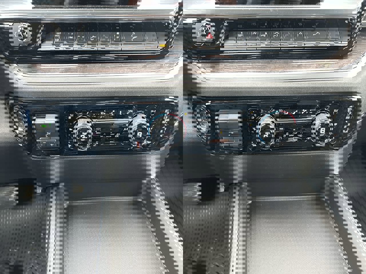 New 2026 Chevrolet Silverado 3500 LTZ w/ LTZ Premium Package image 28