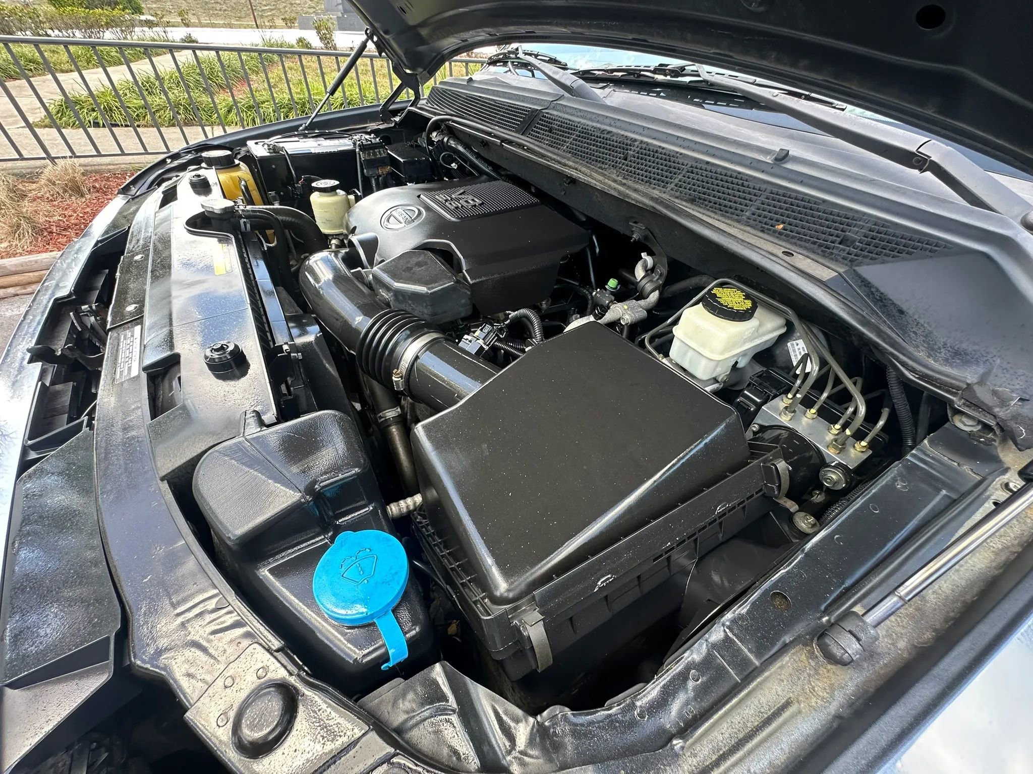 Used 2011 Nissan Armada SL image 42