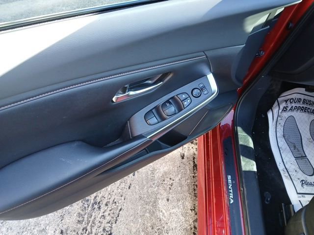 Used 2021 Nissan Sentra SR FWD image 15