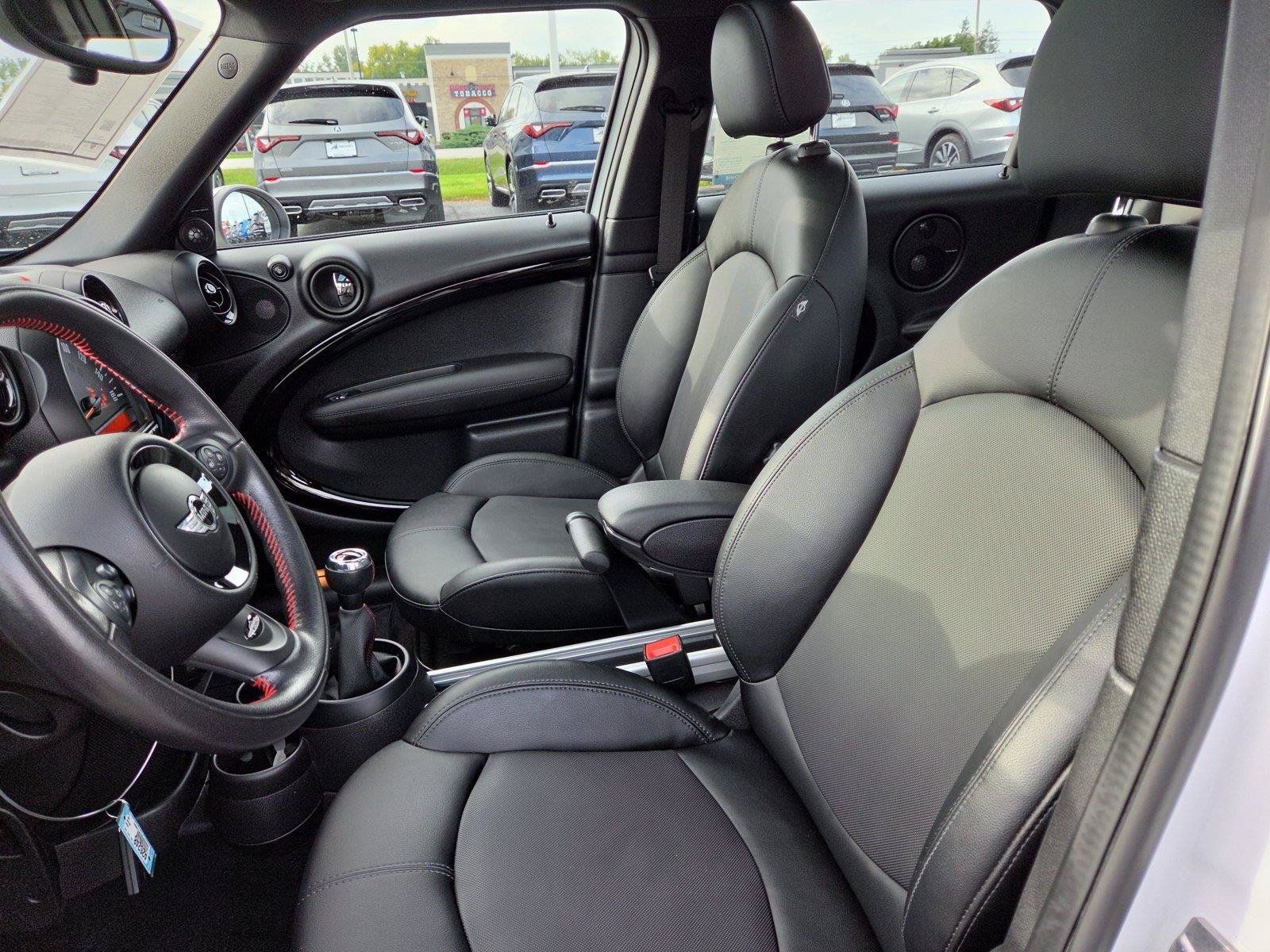 Used 2016 MINI Cooper Countryman FWD image 17