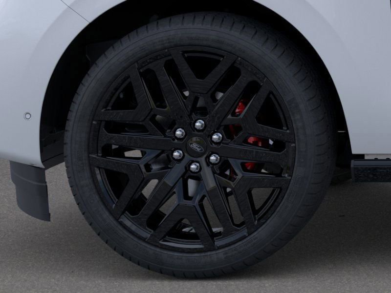 New 2026 Ford Expedition Platinum w/ Stealth Performance Package image 17