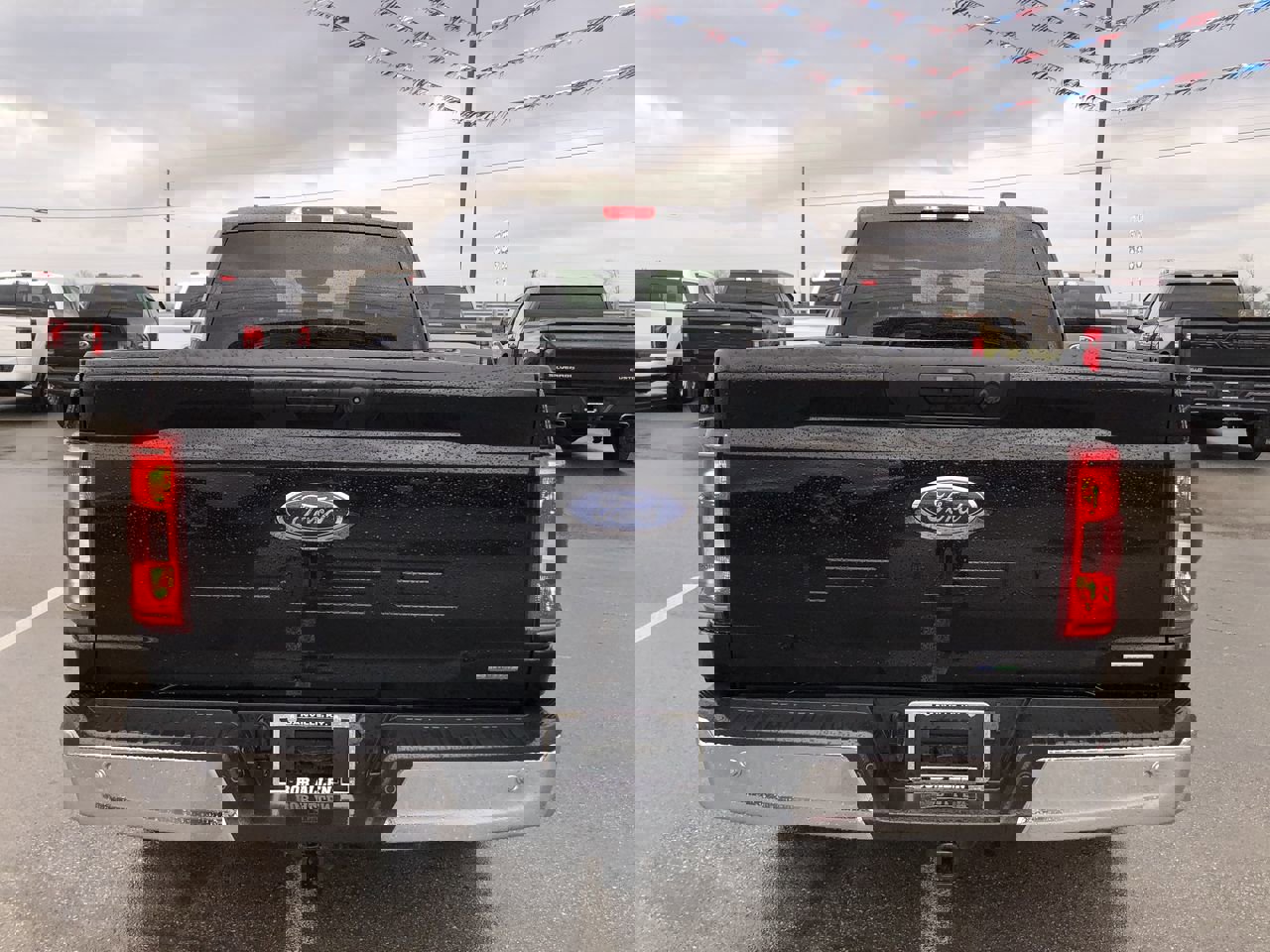 Used 2023 Ford F150 XLT w/ Trailer Tow Package image 10