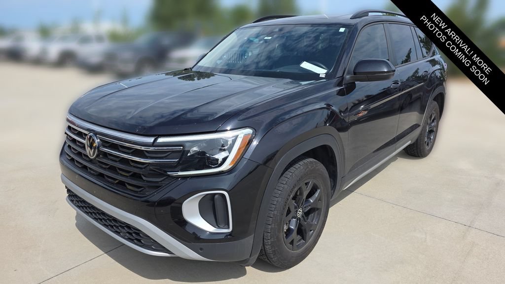 Used 2024 Volkswagen Atlas Peak Edition SEL