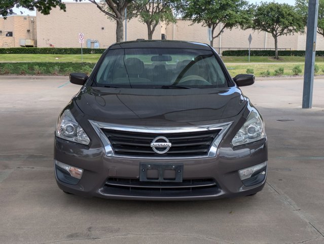 Used 2015 Nissan Altima 2.5 S w/ Power Driver Seat Package FWD image 2