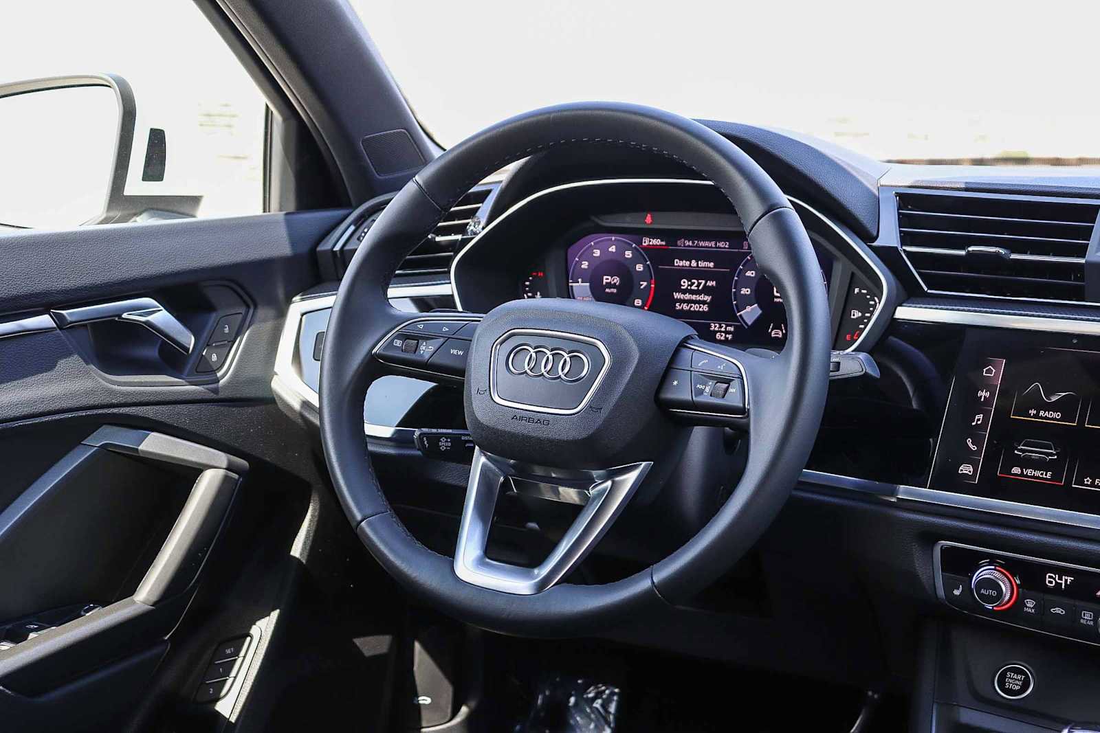 Used 2025 Audi Q3 2.0T Premium w/ Convenience Package AWD/4WD image 22