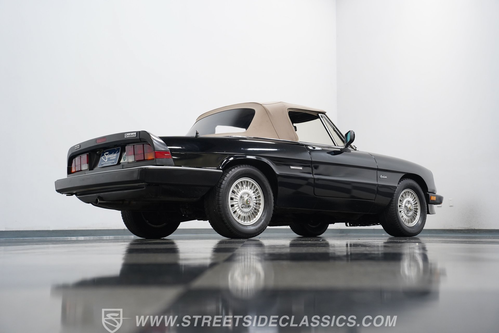 Used 1990 Alfa Romeo Spider Graduate RWD image 27