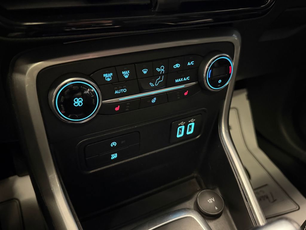 Used 2020 Ford EcoSport Titanium AWD/4WD image 16