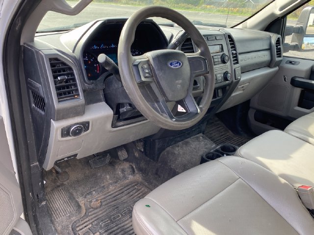 Used 2018 Ford F250 XL w/ Power Equipment Group RWD image 8