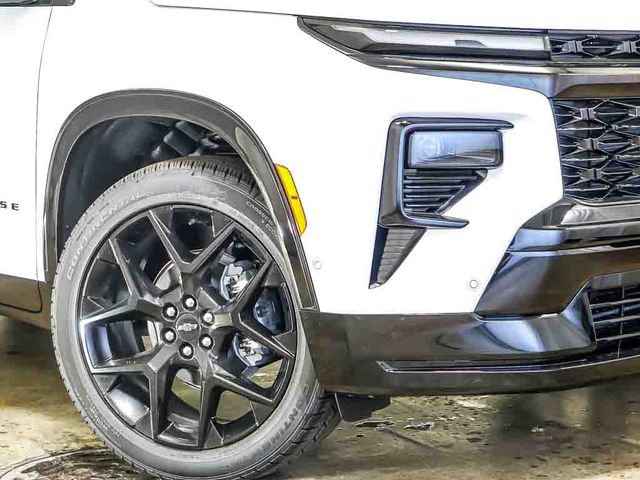 New 2026 Chevrolet Traverse RS w/ LPO, Floor Liner Package AWD/4WD image 4