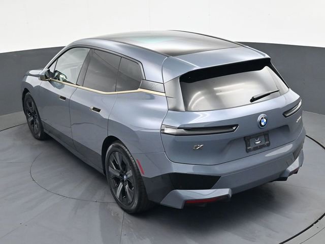 Used 2023 BMW iX xDrive50 w/ Premium Package AWD/4WD image 30