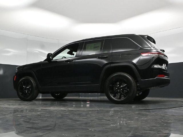New 2026 Jeep Grand Cherokee Altitude AWD/4WD image 61