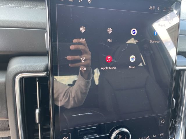 New 2026 GMC Yukon Denali w/ Advanced Technology Package AWD/4WD image 16