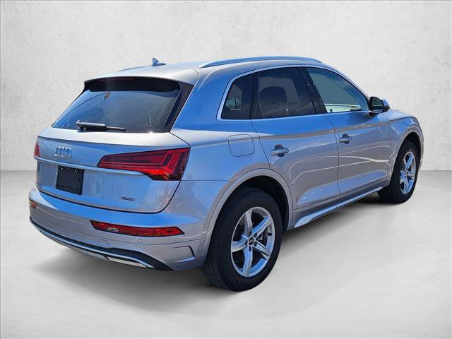 Used 2022 Audi Q5 2.0T Premium w/ Convenience Package image 5