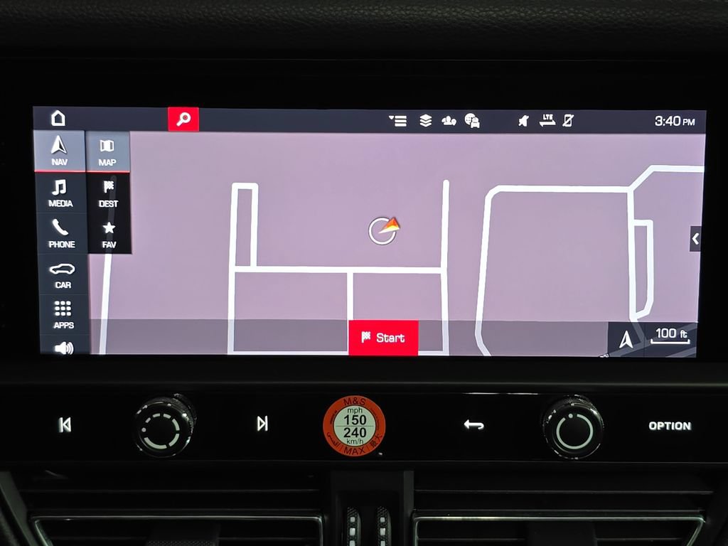 Certified 2026 Porsche Macan AWD/4WD image 18