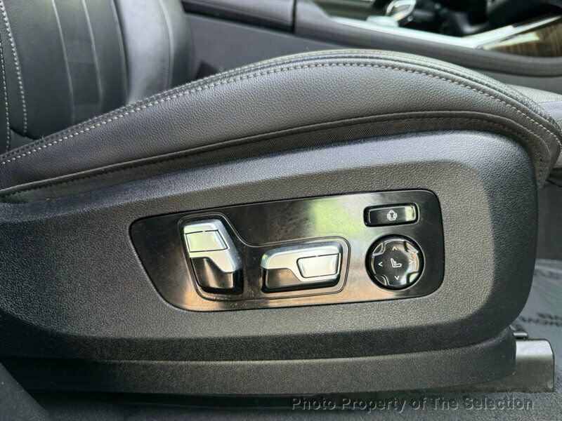 Used 2021 BMW X7 xDrive40i image 45