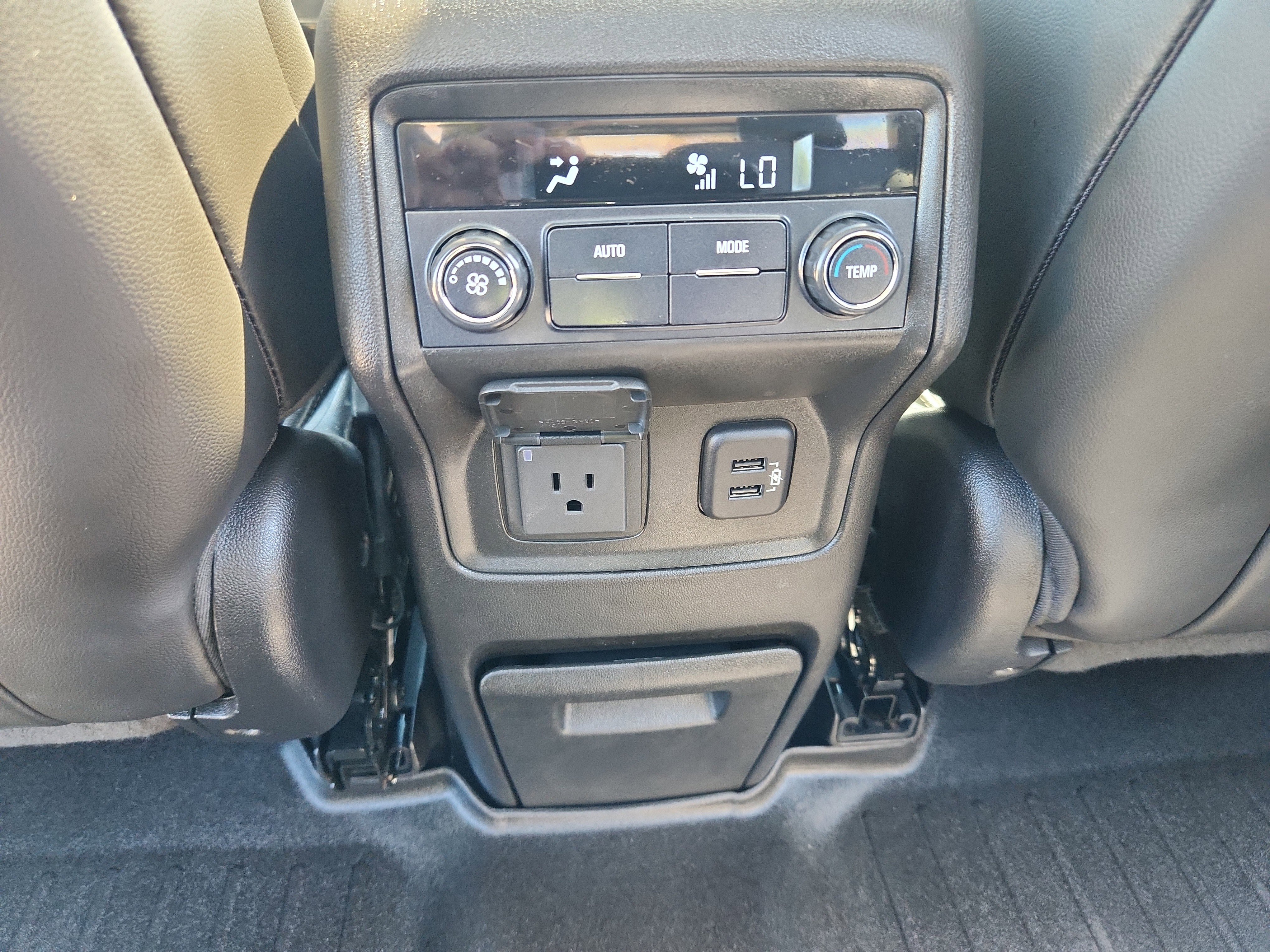 Used 2019 GMC Acadia SLT FWD image 43