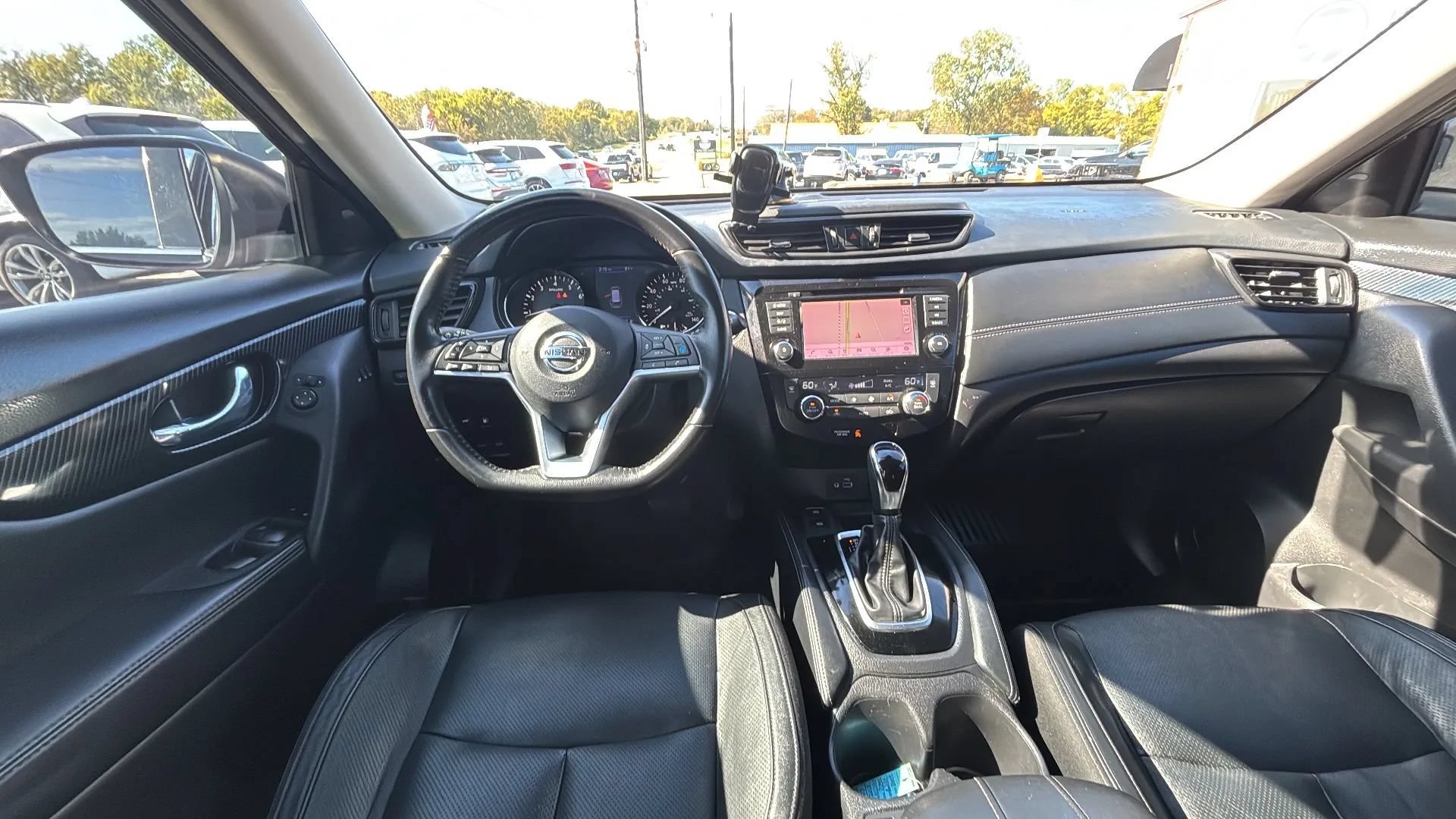 Used 2018 Nissan Rogue SL w/ Premium Package AWD/4WD image 14