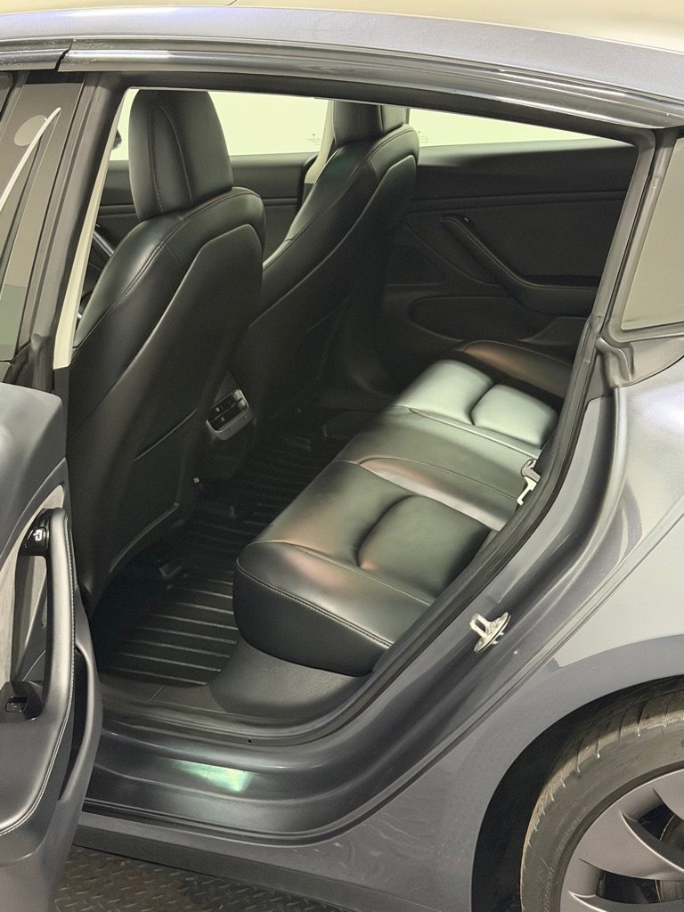 Used 2019 Tesla Model 3 Performance image 8