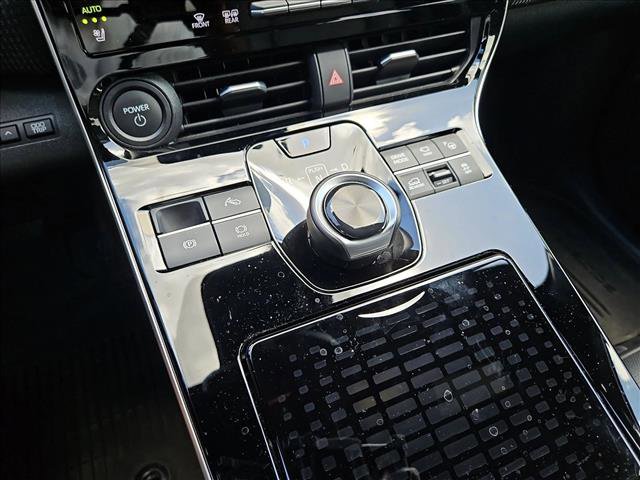 Used 2024 Subaru Solterra Touring w/ Touring Package image 11