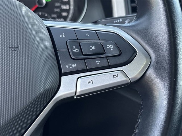 Used 2020 Volkswagen Atlas Cross Sport SE w/ Panoramic Sunroof Package image 24