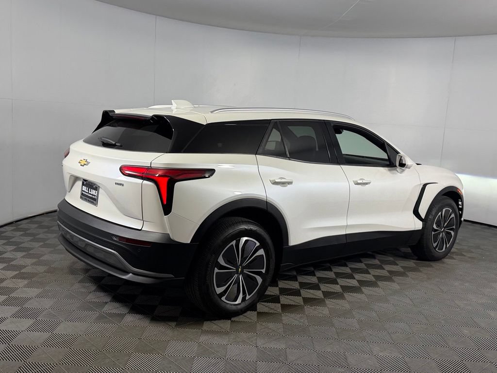 Used 2024 Chevrolet Blazer EV LT AWD/4WD image 8