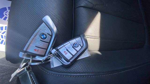 Used 2021 BMW X7 xDrive40i w/ M Sport Package image 39