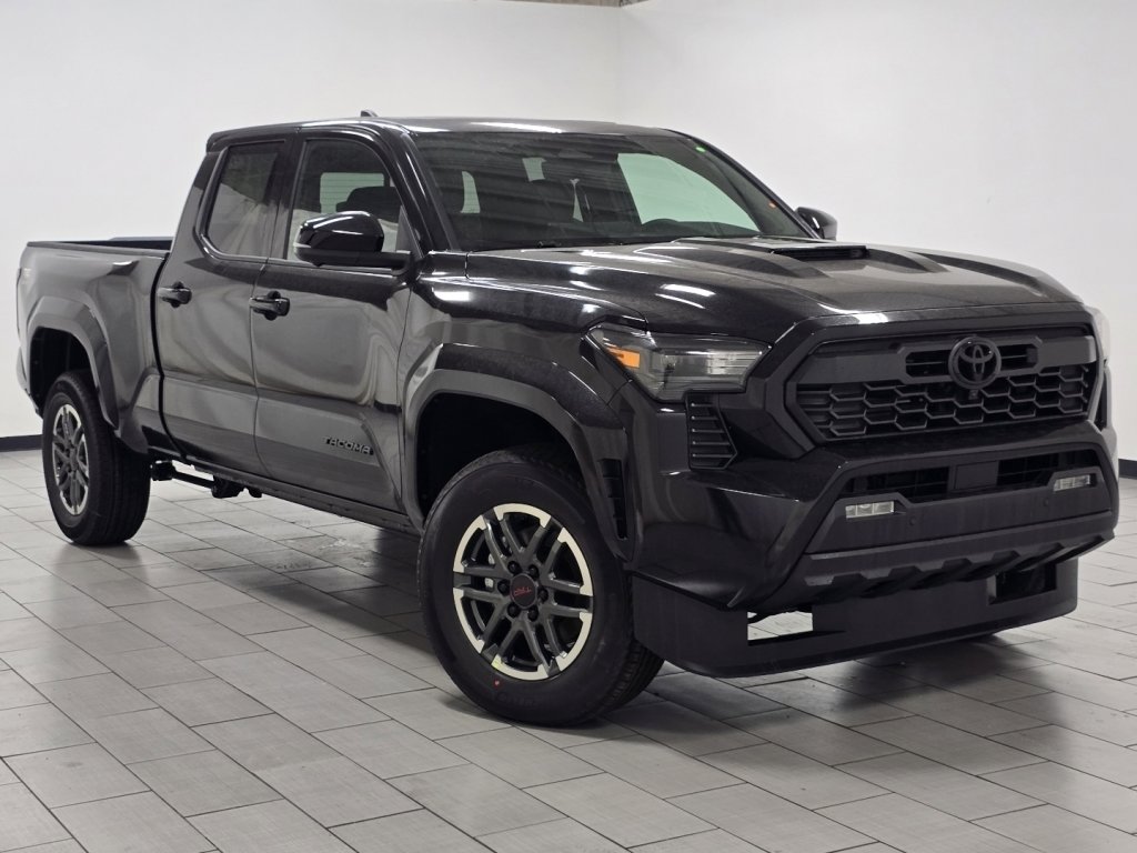 New 2026 Toyota Tacoma SR5 image 2