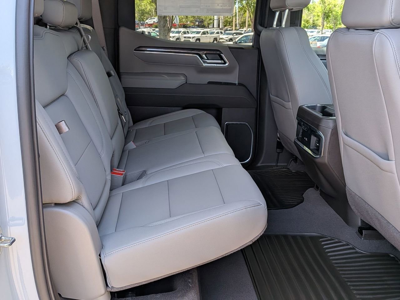 New 2026 Chevrolet Silverado 1500 LTZ w/ LTZ Premium Package RWD image 25