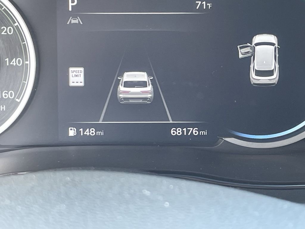 Used 2022 Genesis GV70 2.5T w/ Select Package image 12