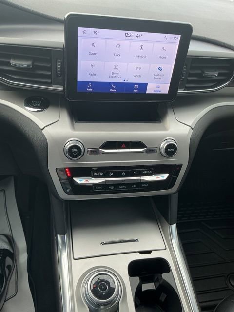 Used 2023 Ford Explorer XLT w/ Equipment Group 202A image 21