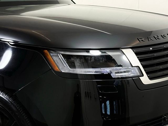 Certified 2025 Land Rover Range Rover SV AWD/4WD image 15