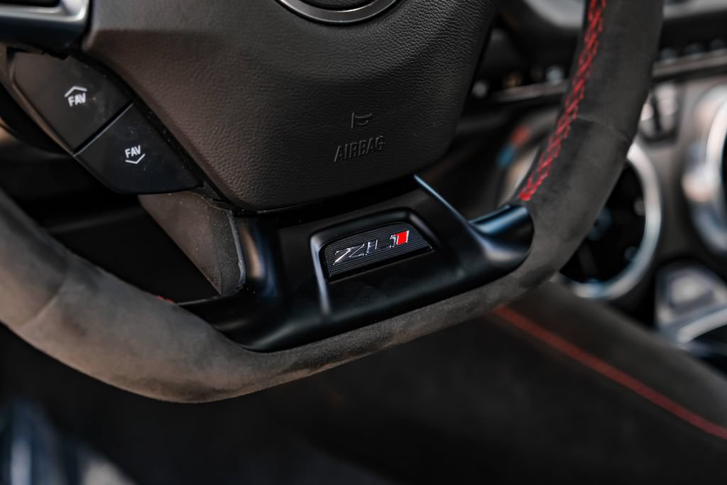 Used 2022 Chevrolet Camaro ZL1 RWD image 14