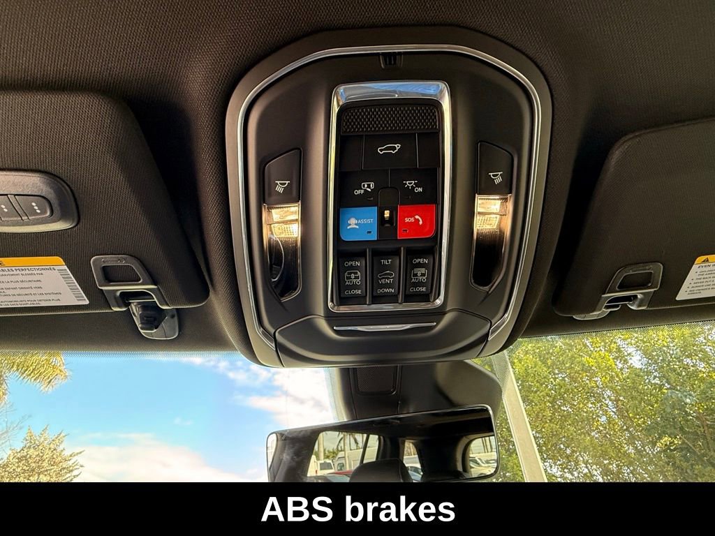 New 2026 Jeep Grand Cherokee Limited Reserve image 11