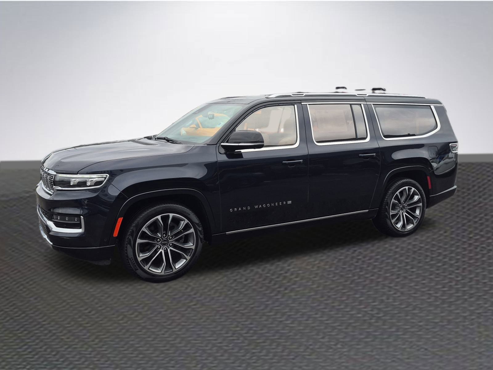 Used 2023 Jeep Grand Wagoneer L Series III image 2