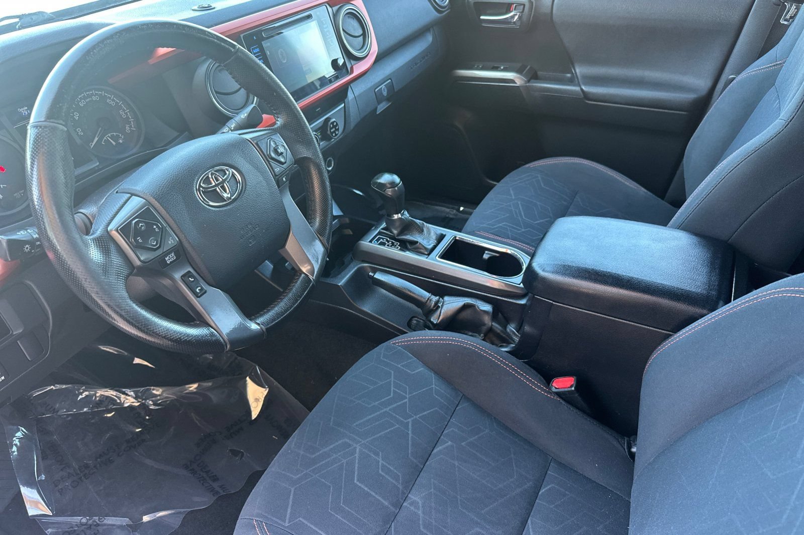 Certified 2016 Toyota Tacoma TRD Sport RWD image 12