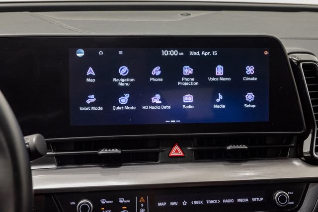 Used 2025 Kia Sportage EX image 17