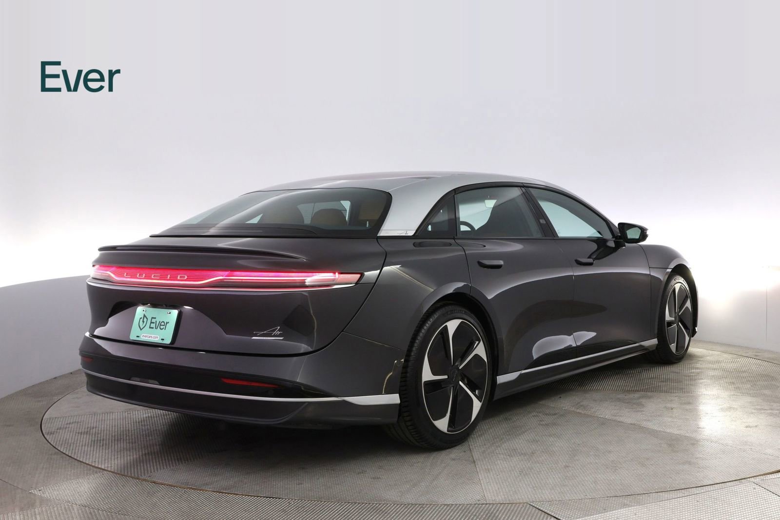 Used 2023 Lucid Air Touring AWD/4WD image 3