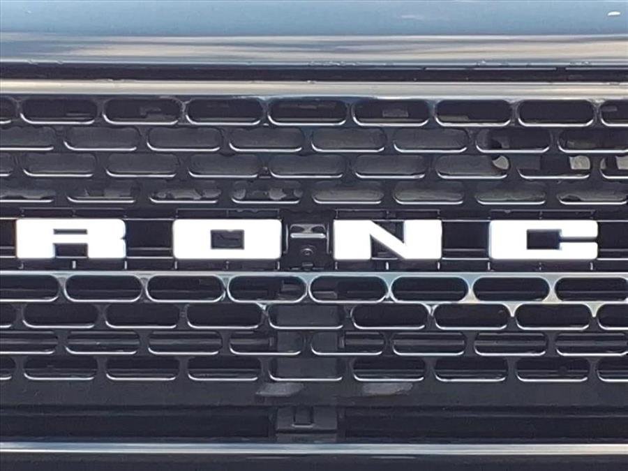 Used 2024 Ford Bronco Wildtrak image 4