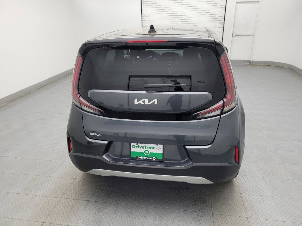 Used 2025 Kia Soul S FWD image 7