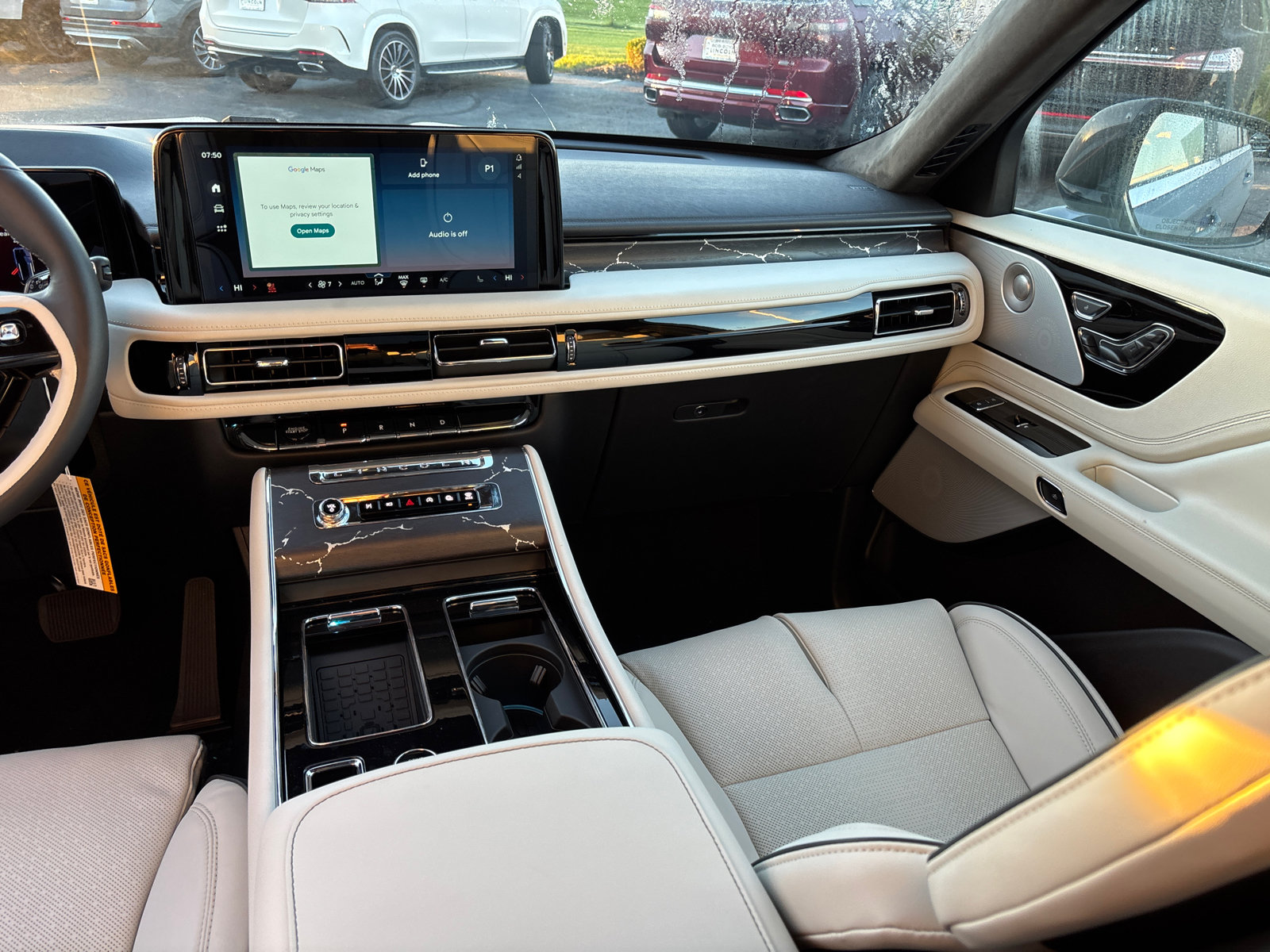 New 2026 Lincoln Aviator Black Label w/ Dynamic Handling Package AWD/4WD image 28