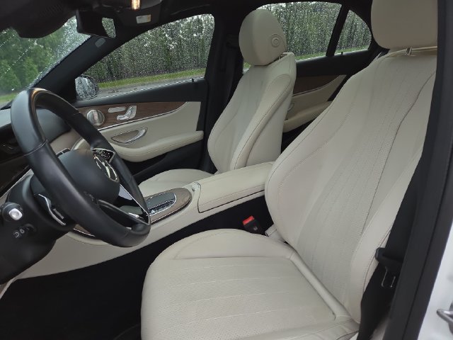 Used 2023 Mercedes-Benz E 350 4MATIC Sedan image 26