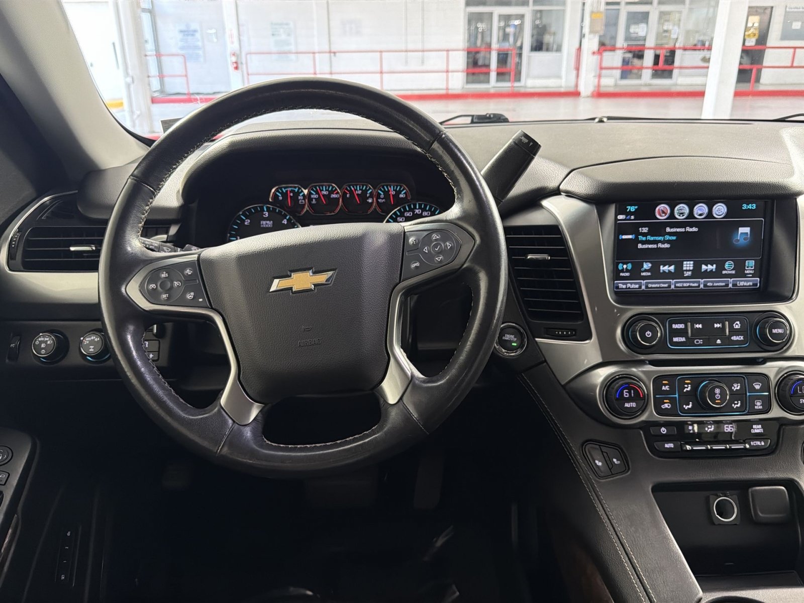 Used 2020 Chevrolet Suburban LT AWD/4WD image 16