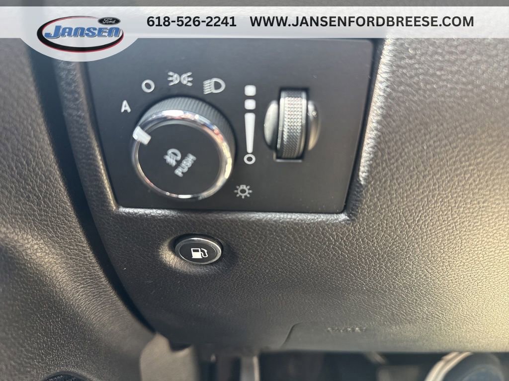 Used 2018 Jeep Grand Cherokee Limited image 16