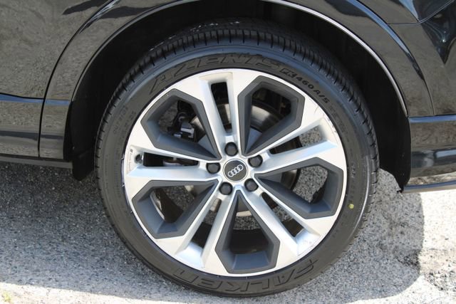 Used 2020 Audi Q3 2.0T Premium Plus image 7