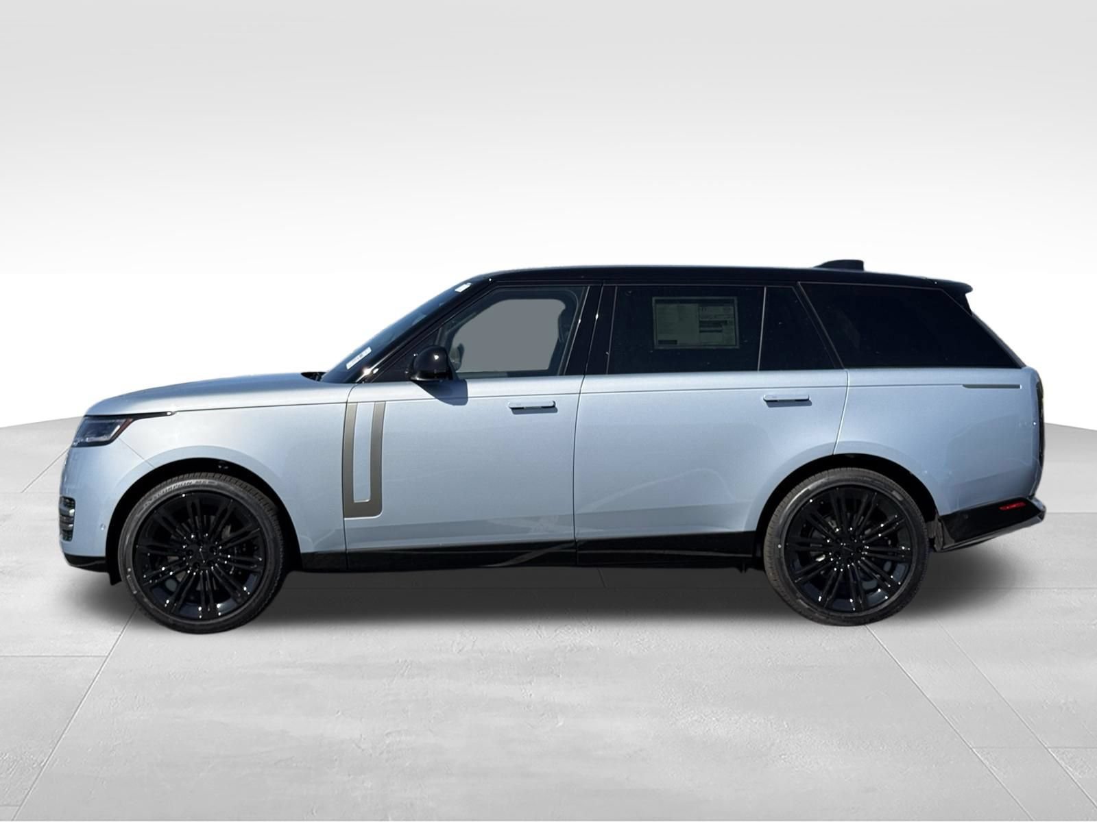 New 2026 Land Rover Range Rover Long Wheelbase SE AWD/4WD image 2