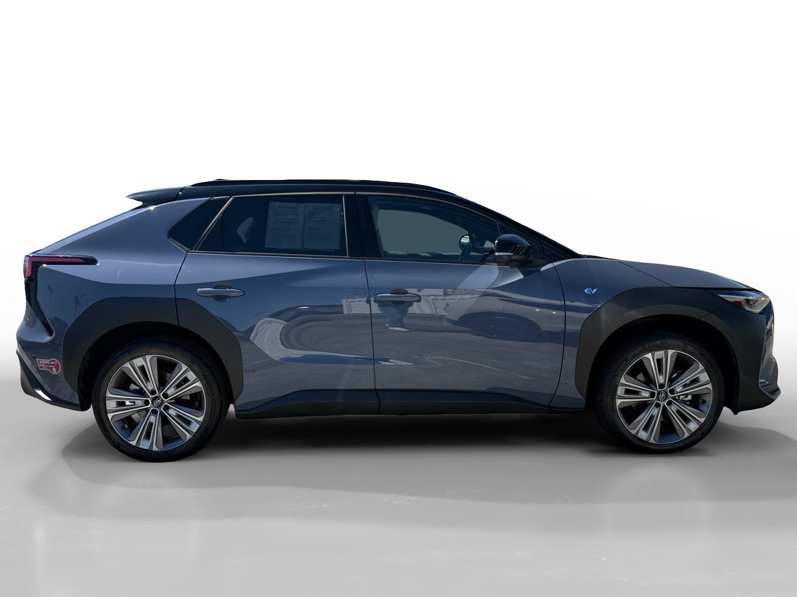 Used 2023 Subaru Solterra AWD image 6