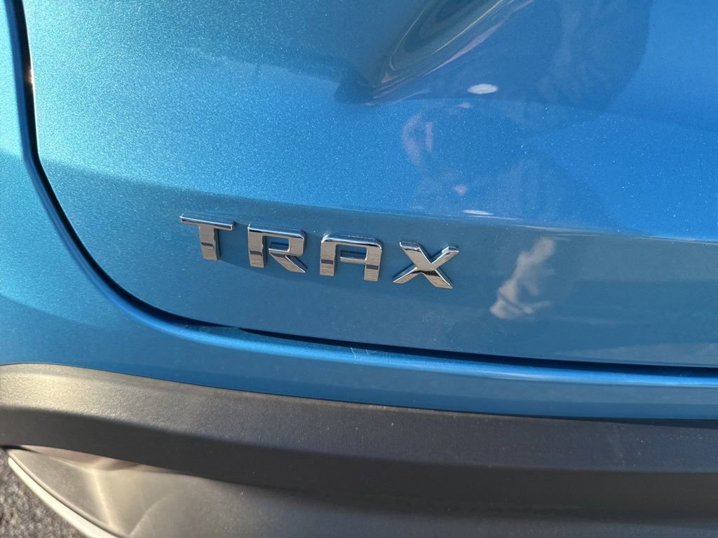 Used 2026 Chevrolet Trax LT image 9