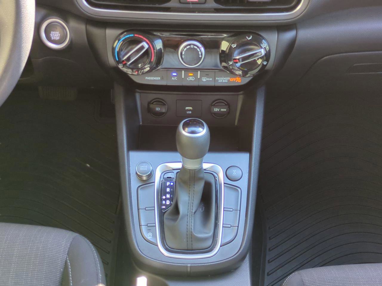 Certified 2023 Hyundai Kona SEL AWD/4WD image 19
