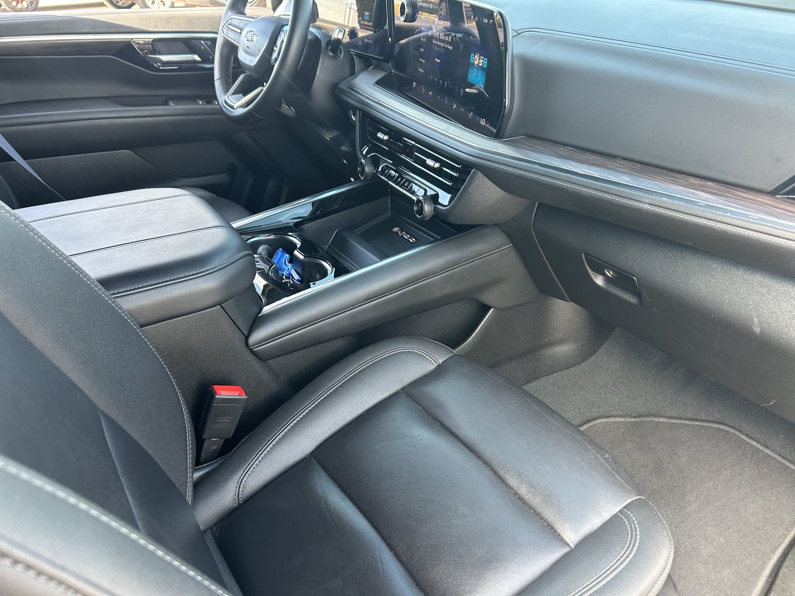Certified 2025 Chevrolet Tahoe Z71 AWD/4WD image 13