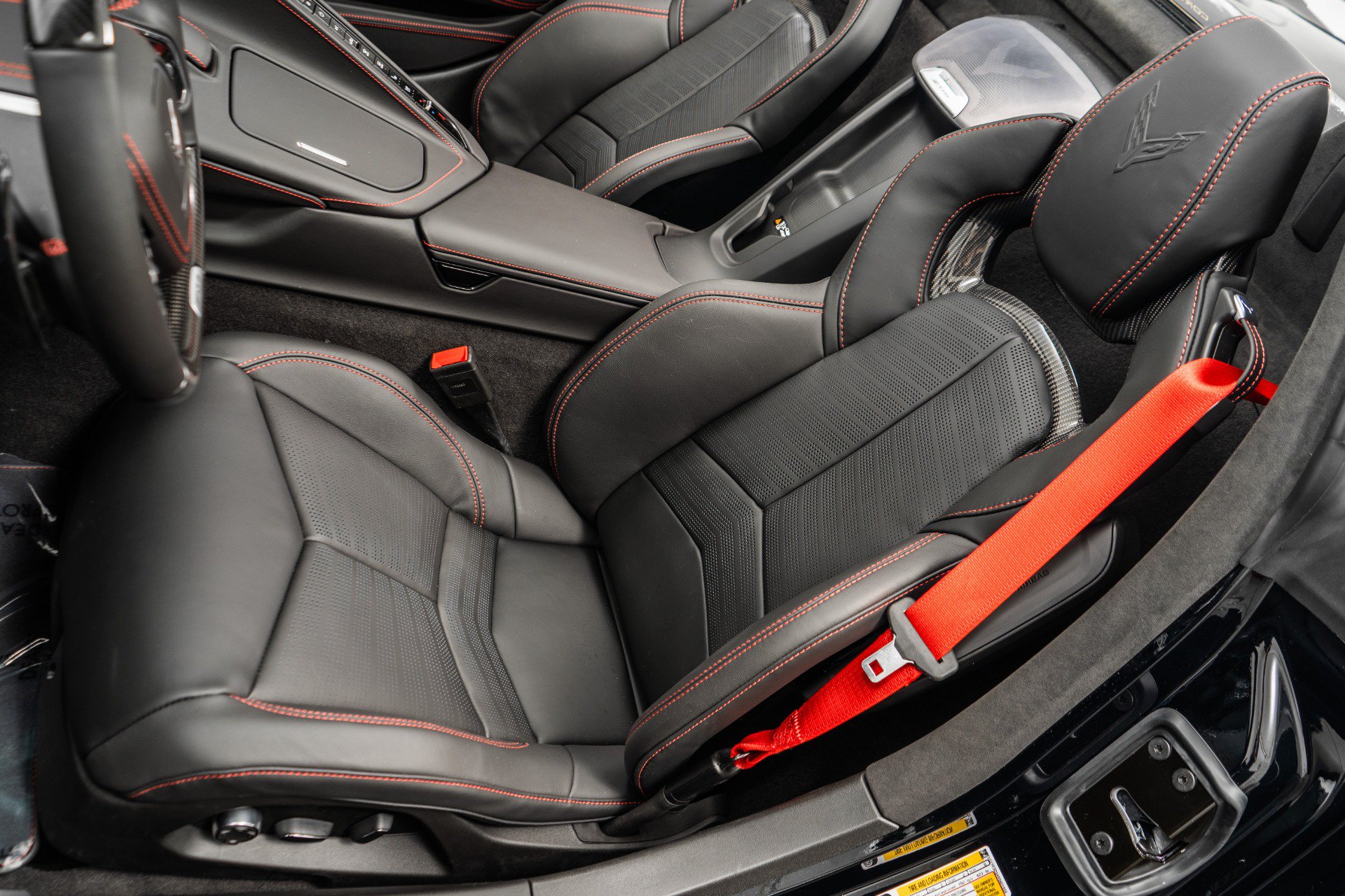 Used 2024 Chevrolet Corvette Z06 w/ Z07 Performance Package RWD image 20